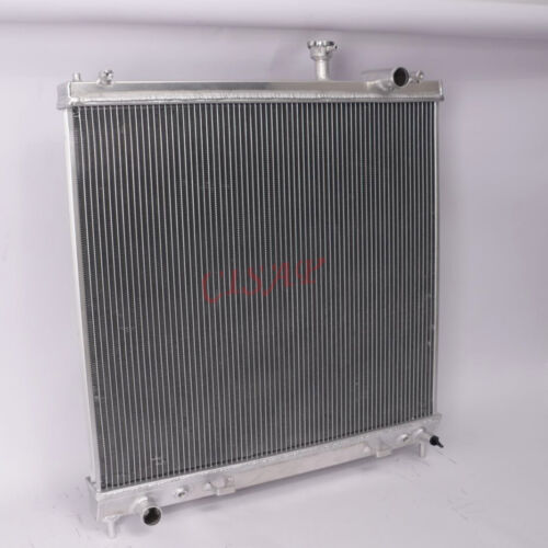 All Aluminum Radiator For Nissan Titan Armada Infiniti QX56 V8 2004-2014 5.6L - Picture 4 of 6
