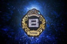 B Royal Crown Letter Family Name Princess Queen Crystal Patch Bling Hip Hop WTF