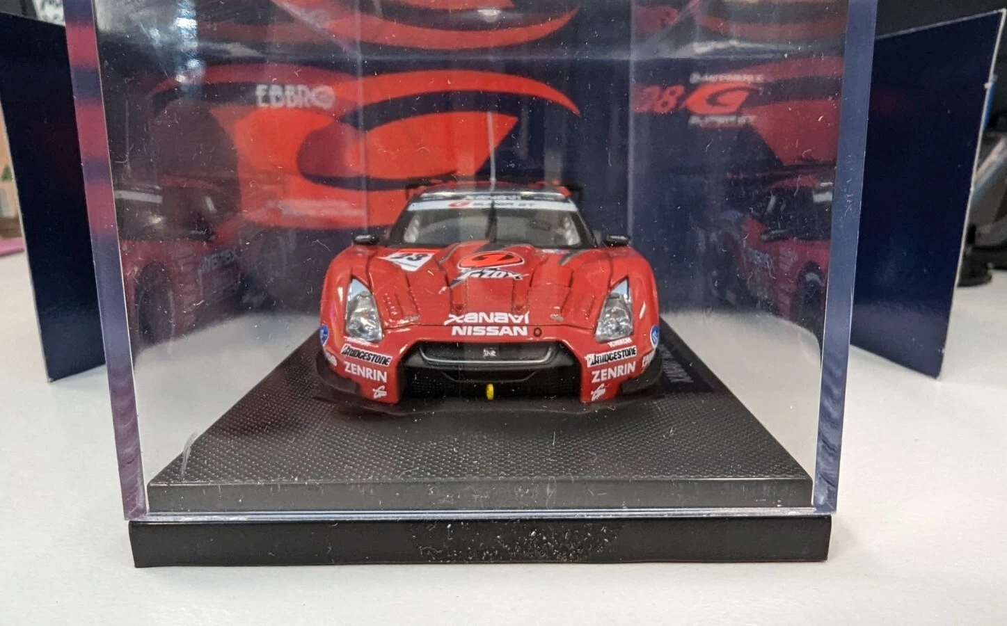 Picture 2 of 8