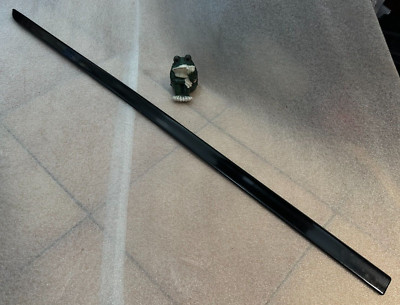 2000-2005 Cadillac Deville DHS DTS Drivers Left Front Center Outer Door ...