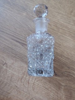 Lovely Vintage Cut Glass Perfume Bottle/Decanter Decorative Collectible