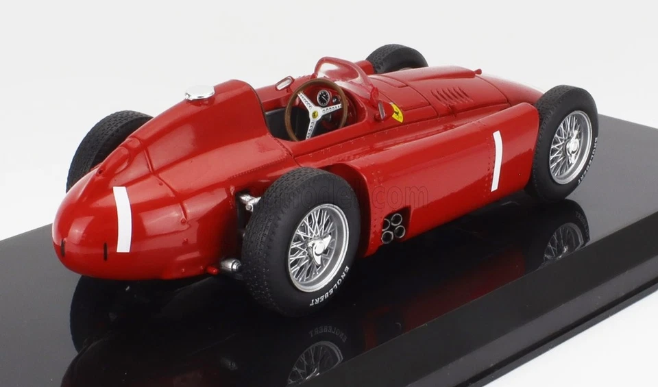 MODELLINO AUTO STATICO FERRARI F1 D50 1956 FANGIO CON VETRINA SCALA 1:24 - Immagine 3 di 4