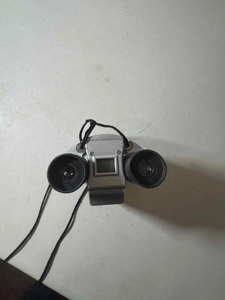 Cámara digital Vivitar 10x25 binoculares usados funciona muy bien Foto 4 de 4