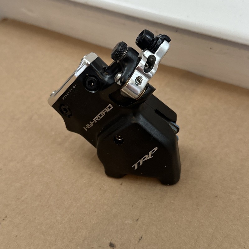 TRP HY/RD Flat Mount Disc Brake Caliper - Plug & Play, Shimano / SRAM Compatible