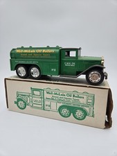 Ertl 1930 Tanker Truck Bank 1/25 Weil-McLain Oil Boiler Die Cast With Box
