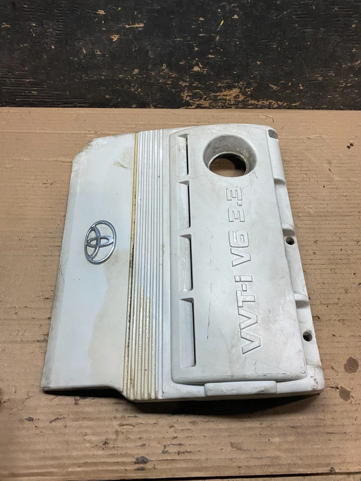 2004 to 2006 Toyota Sienna Highlander 3.3L  Top Engine Cover Lid OEM U7987 DG - Image 4 of 4
