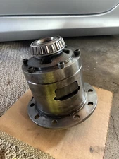 Eaton DETROIT LOCKER - FITS FORD 8.8 inch - 31 SPLINE 1986-2014