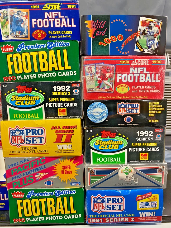 Enorme lote de 100+ tarjetas de fútbol americano antiguas de la NFL en (8) paquetes de cera sellados de fábrica Foto 3 de 4