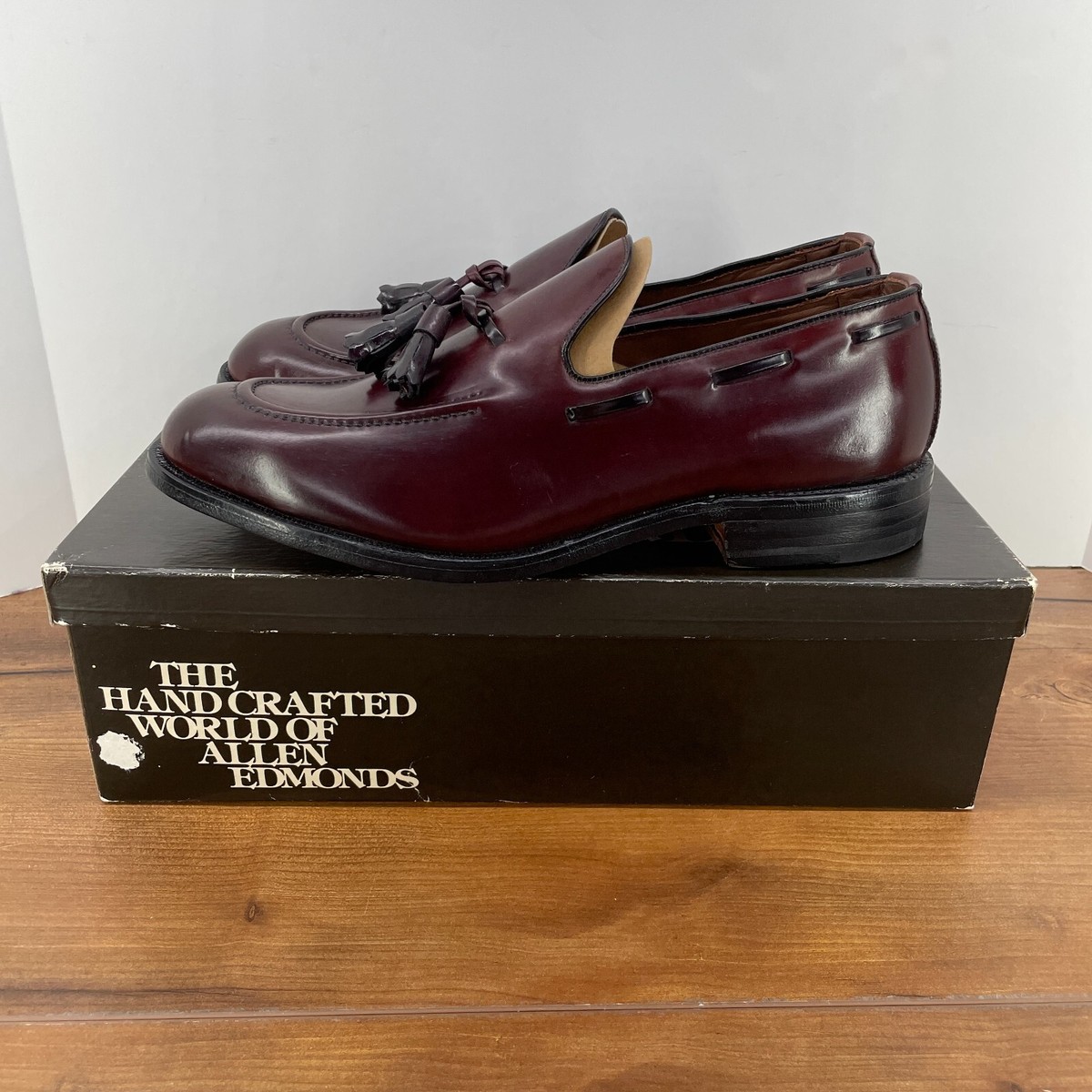 Allen Edmonds - Saratoga Allen Edmonds Allen Edmonds Saratoga Tassel Loafers Shoes  main image 2