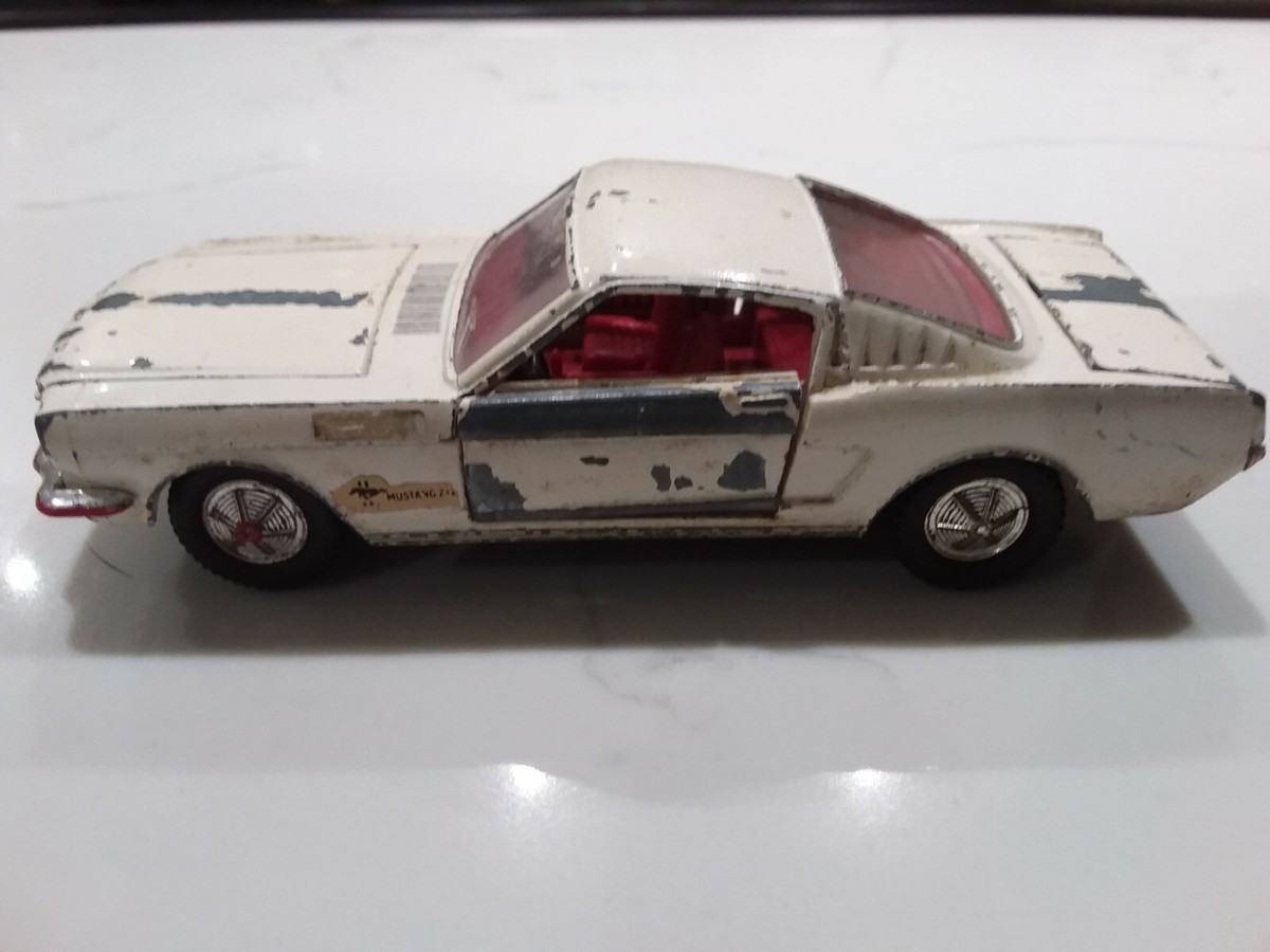 Dinky toys ford mustang no 161 | eBay