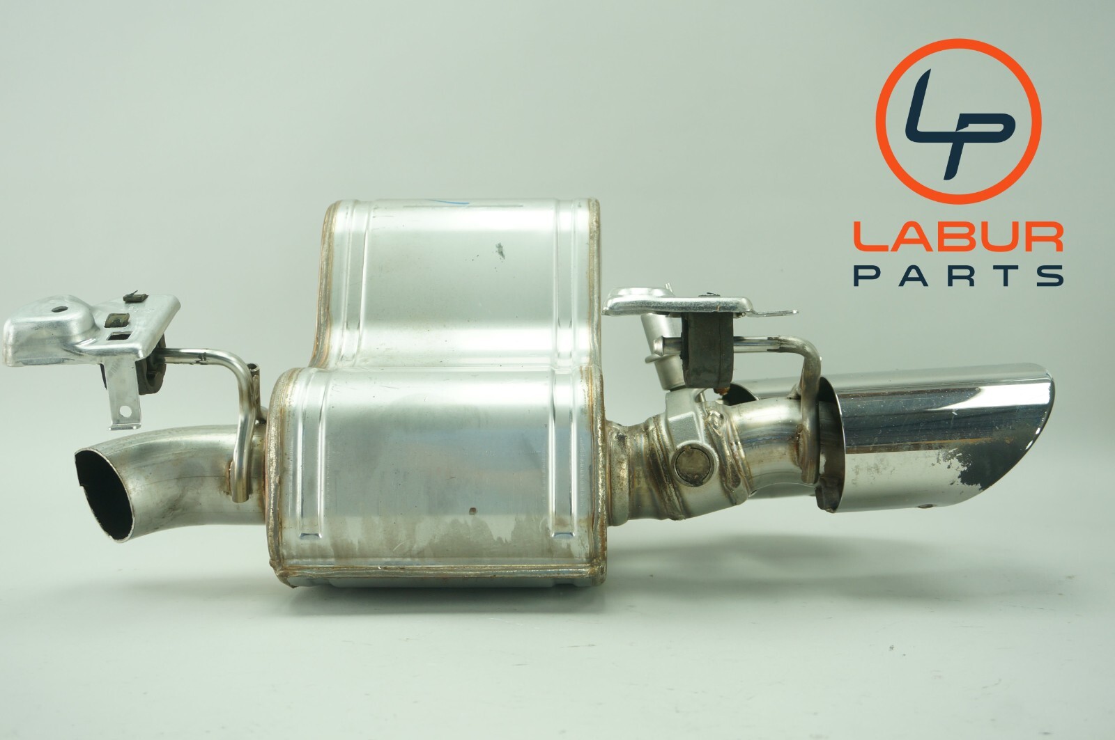 M157 14-17 Maserati Ghibli Rear Right Passenger Side Exhaust Muffler & Tips 4766