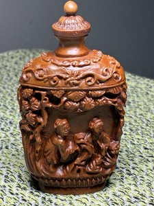 Vintage Chinese Cinnabar Style Snuff Bottle Carved Scholars & Gourd 3" Unmarked