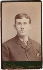 Antique CDV Circa 1880s Chas. W. Hearn Handsome Young Man In Suit Portland