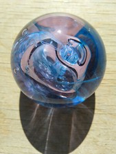 GLASS PAPERWEIGHT BLUE PINK CAITHNES MOON CRYSTAL SCOTLAND 5.5CMDIA FREE P&P UK