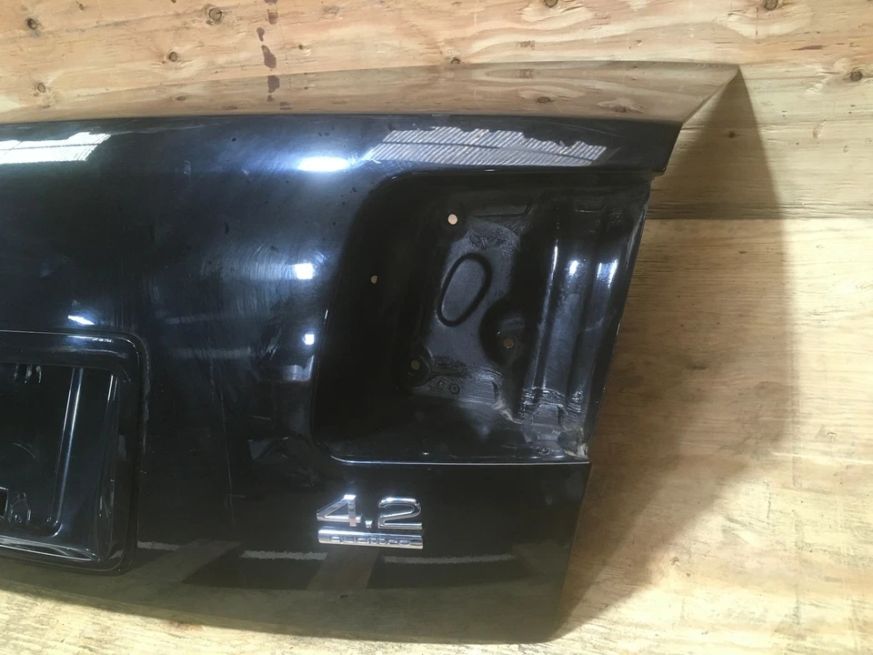 2006 奥迪 A8 四轮车 4.2L 后轮盖尾盖灯罩面板 原始设备制造商+ — 第 2/4 张图片