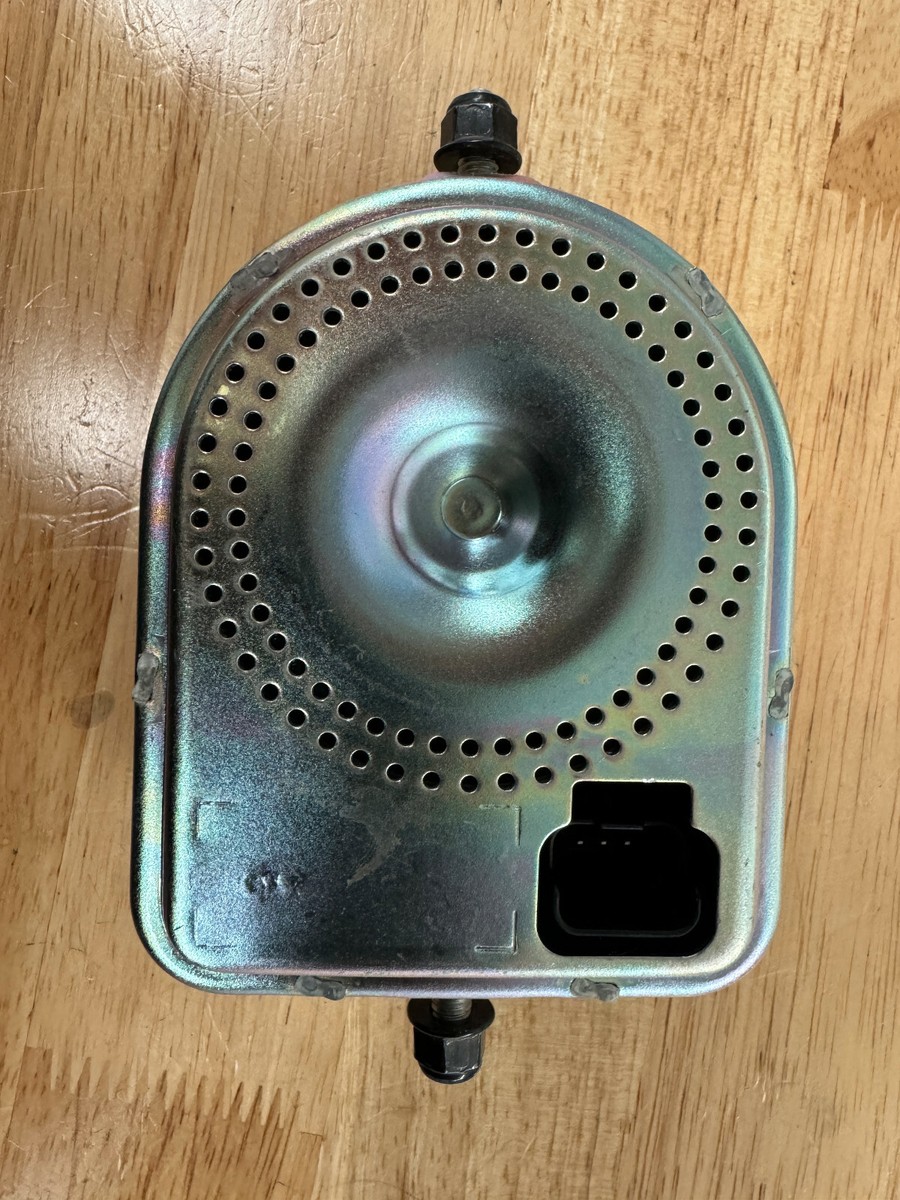 07-18 Volvo P3 S80 V70 XC70 XC60 V60 S60 Alarm Siren