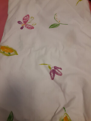 1 FULL FLAT SHEET WHITE WITH BUTTERFLIES AND FLOWERS