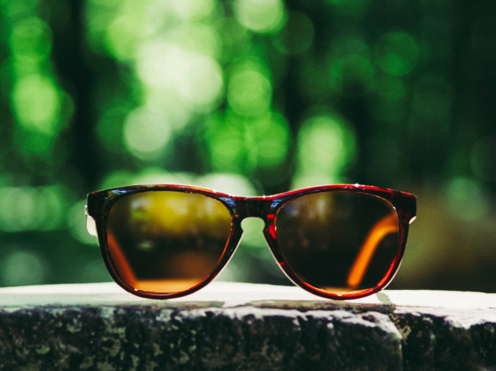 Minimalist Wooden Sunglasses – Eco-Friendly & Lightweight by nologo  