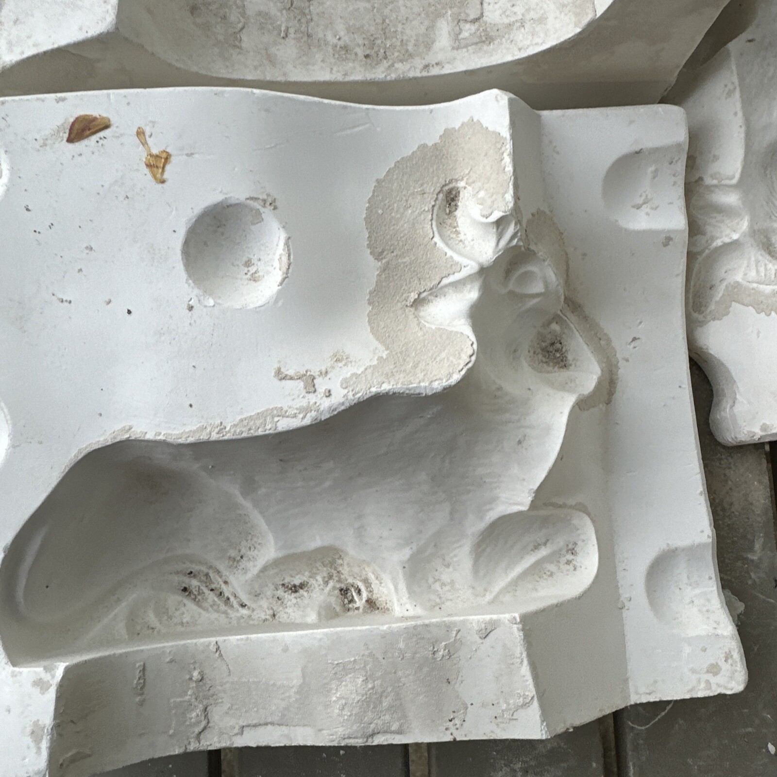 1983 Alberta's Ceramic Slip Casting Mold A358W Animal Falak Tayyeb Platinum Government