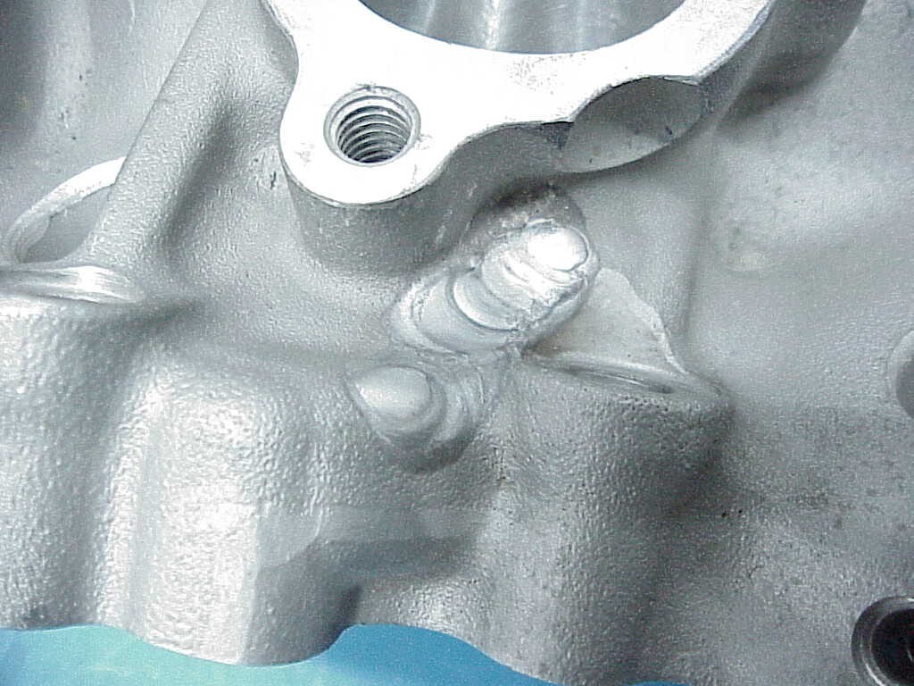 1 GM Performance Chevy R- 07 Ported Aluminum Head #17802715