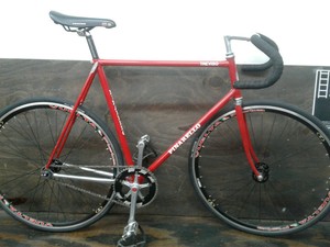 pinarello pista