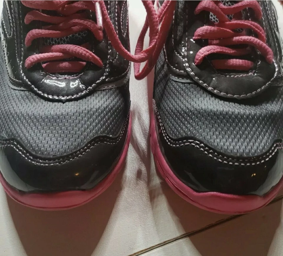 Curves Women Gray Pink Athletic Sneakers Lace Up Running Shoes Size 8.5 - Image 4 of 4