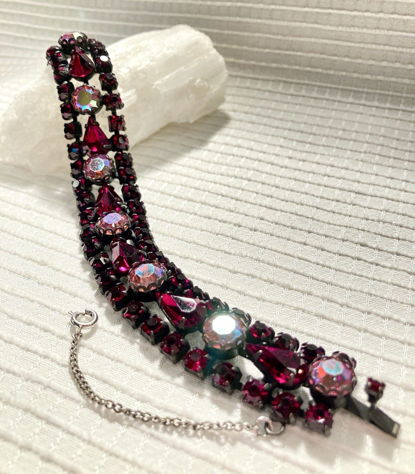 Vintage Regency Attributed Unsigned 7.25” Mixed R… - image 10