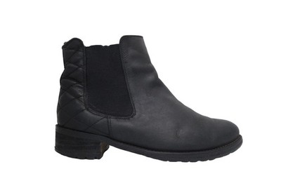 Barbour Amble Quilted Leather Chelsea Boots Tartan Lining