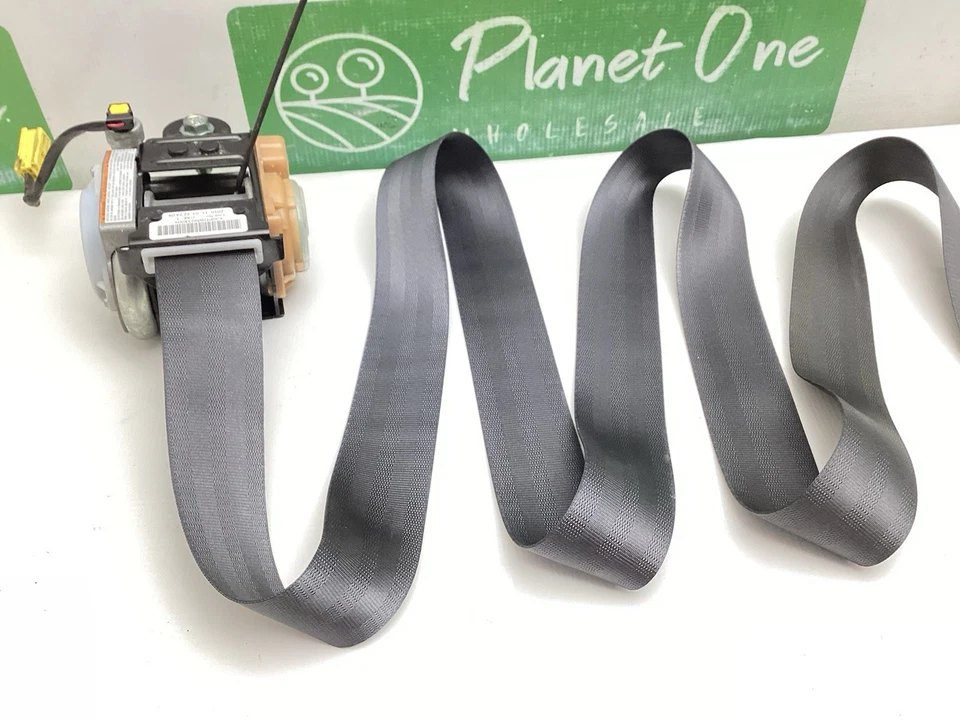 2011 2012 2013 2014 2015 2016 Honda CR-Z CINTURÓN DE SEGURIDAD DELANTERO DERECHO PROBADO OEM Foto 2 de 4