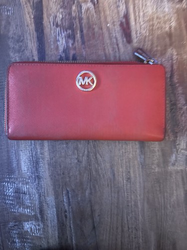 Michael Kors Jetset Wallet