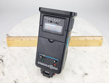 Vivitar 2500 Zoom Thyristor Shoe Mount Universal Electronic Flash Vintage