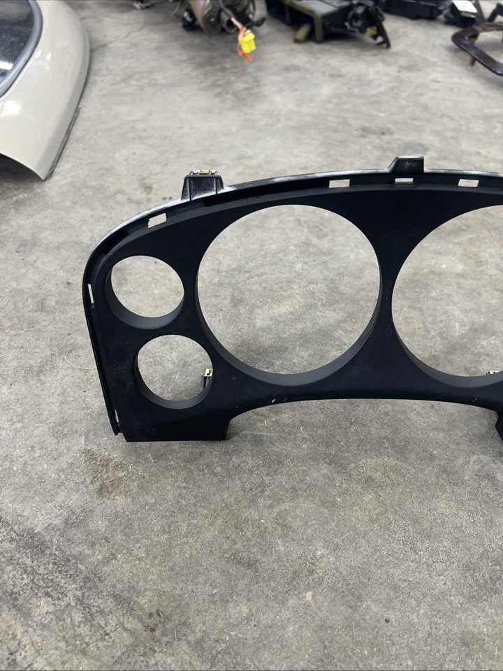 GMC Chevy Suburban 2007 panel de instrumentos velocímetro bisel de racimo #209 Foto 2 de 4