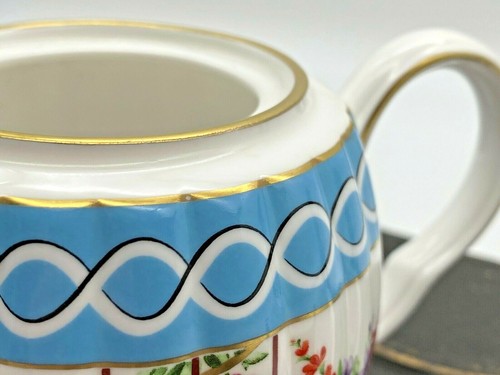 Vintage Flower Trellis (1775) Royal Worcester Limited Edition Certificate Teapot - Picture 9 of 12