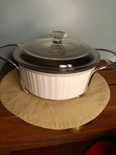 Corning Ware F-1-B White Baking Casserole Dish, Glass Lid, Metal Holder