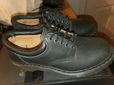 gumtree doc martens