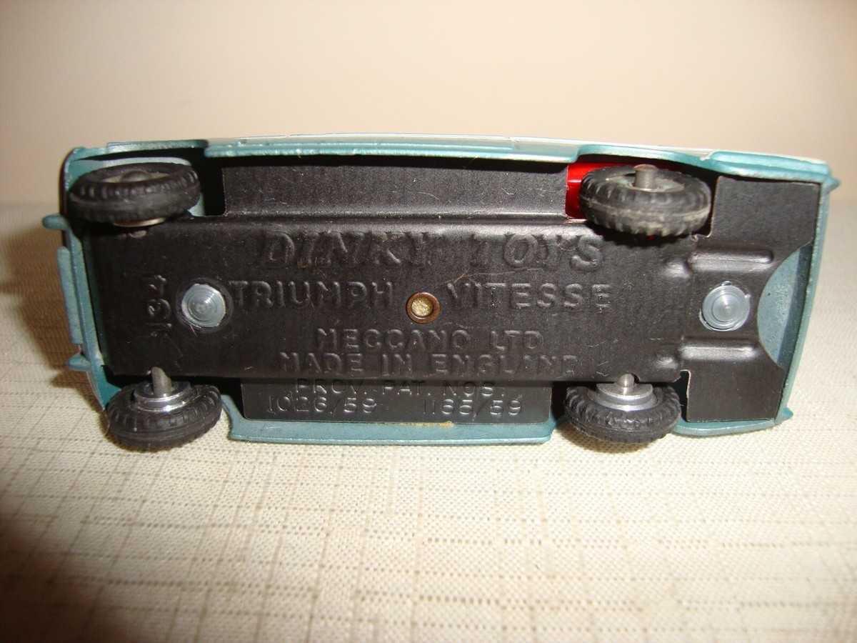 1円〜 DINKY TOYS 134 TRIUMPH VITESSE DINKY TOYS 134 TRIUMPH