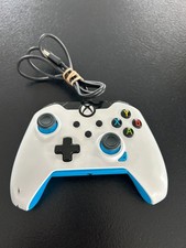 Manette pour Xbox One X/S de la marque PDP