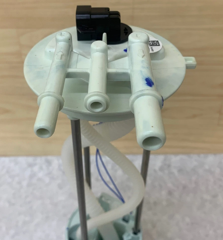 Delphi FG0166 Fuel Pump Transfer Unit for Chevy & GMC - Image 4 of 4