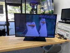 Samsung 40" 6030 Full HD 3D LED TV  UN40FH6030F LED LCD Television **3D**