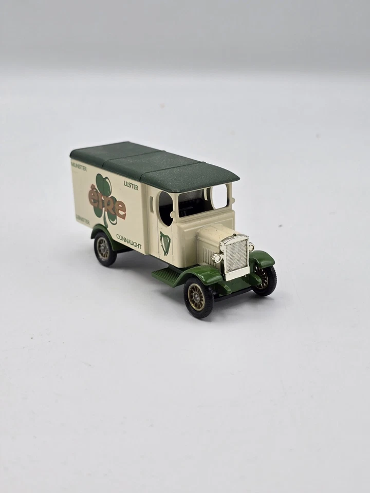 LLEDO #43026 SHAMROCK COLLECTION 1931 MORRIS VAN EIRE - Image 4 of 4