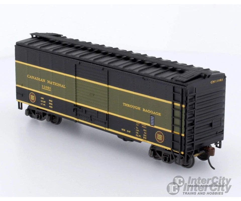 Trains Canada HO Scale CN Canadian National 40' Through Baggage Car Green/Black