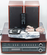 TEAC Turntable Stereo System with CD, Radio  Bluetooth LP-P1000