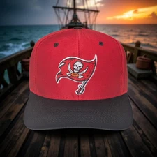 Vintage Tampa Bay Buccaneers Logo 7 Snapback Hat