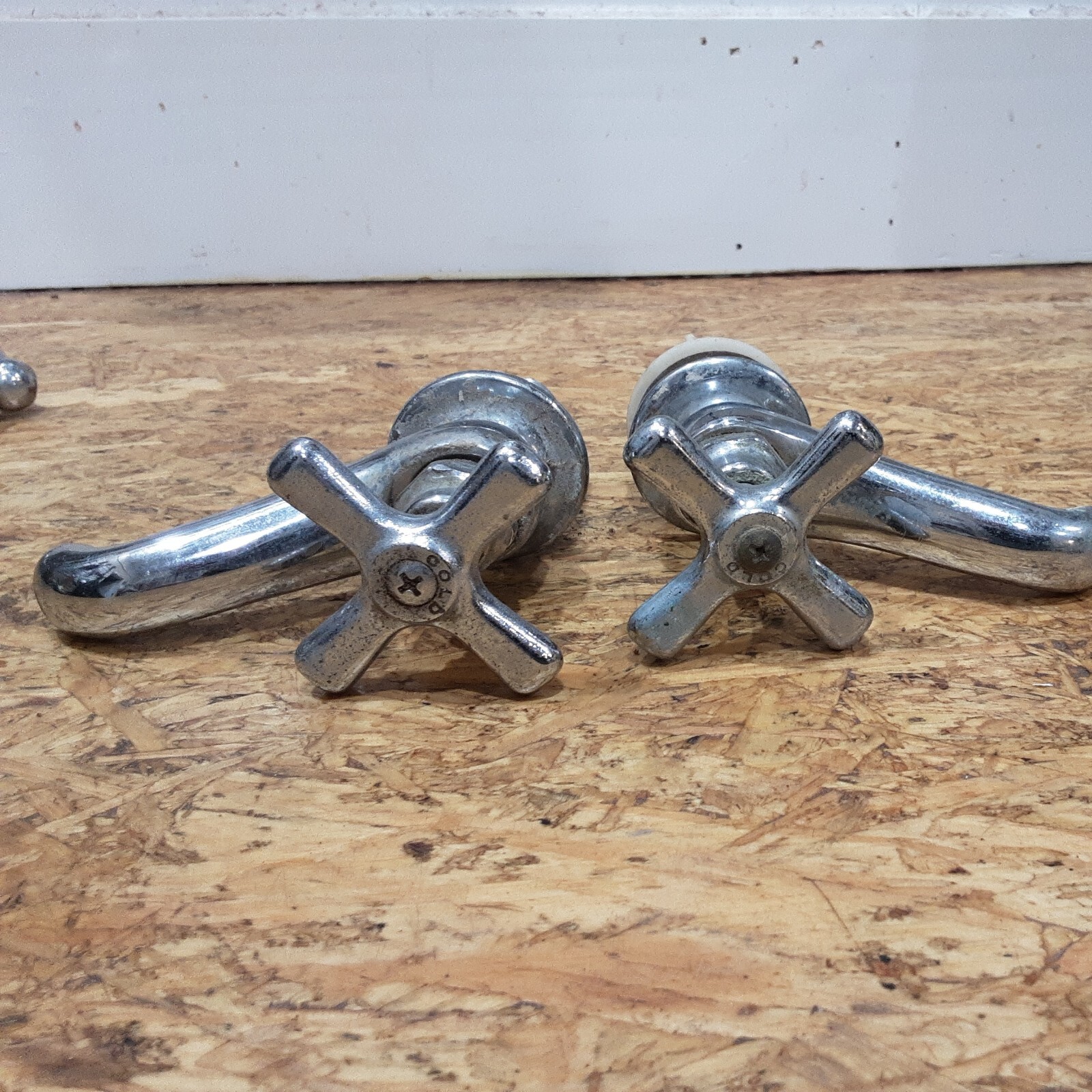 LOT OF 4 Vintage Single Handle Sink chrome Plated Brass Faucet Spigots ...