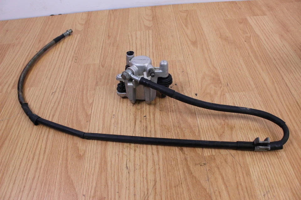 1996 铃木 RM80 前刹车卡钳 — 第 4/4 张图片