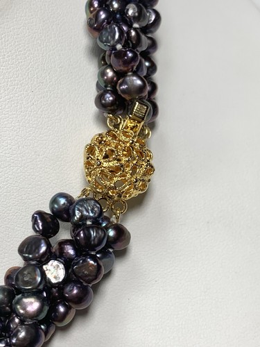 Collar Multi Hilo Perla Pavo Real Genuino De Colección con Cierre de Caja Tono Dorado - Imagen 4 de 11