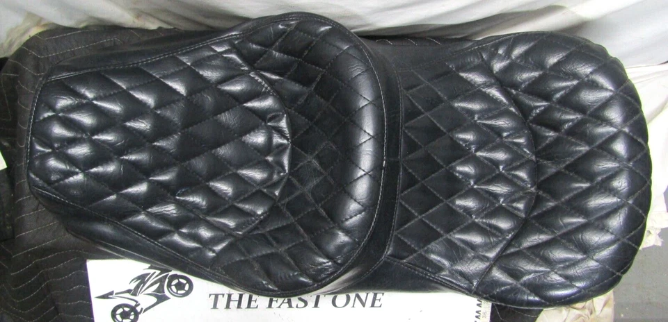 Assento de passeio confortável Honda Goldwing GL1000 75-79 Saddlemen 2-Up H148 ST445 - Imagem 2 de 4