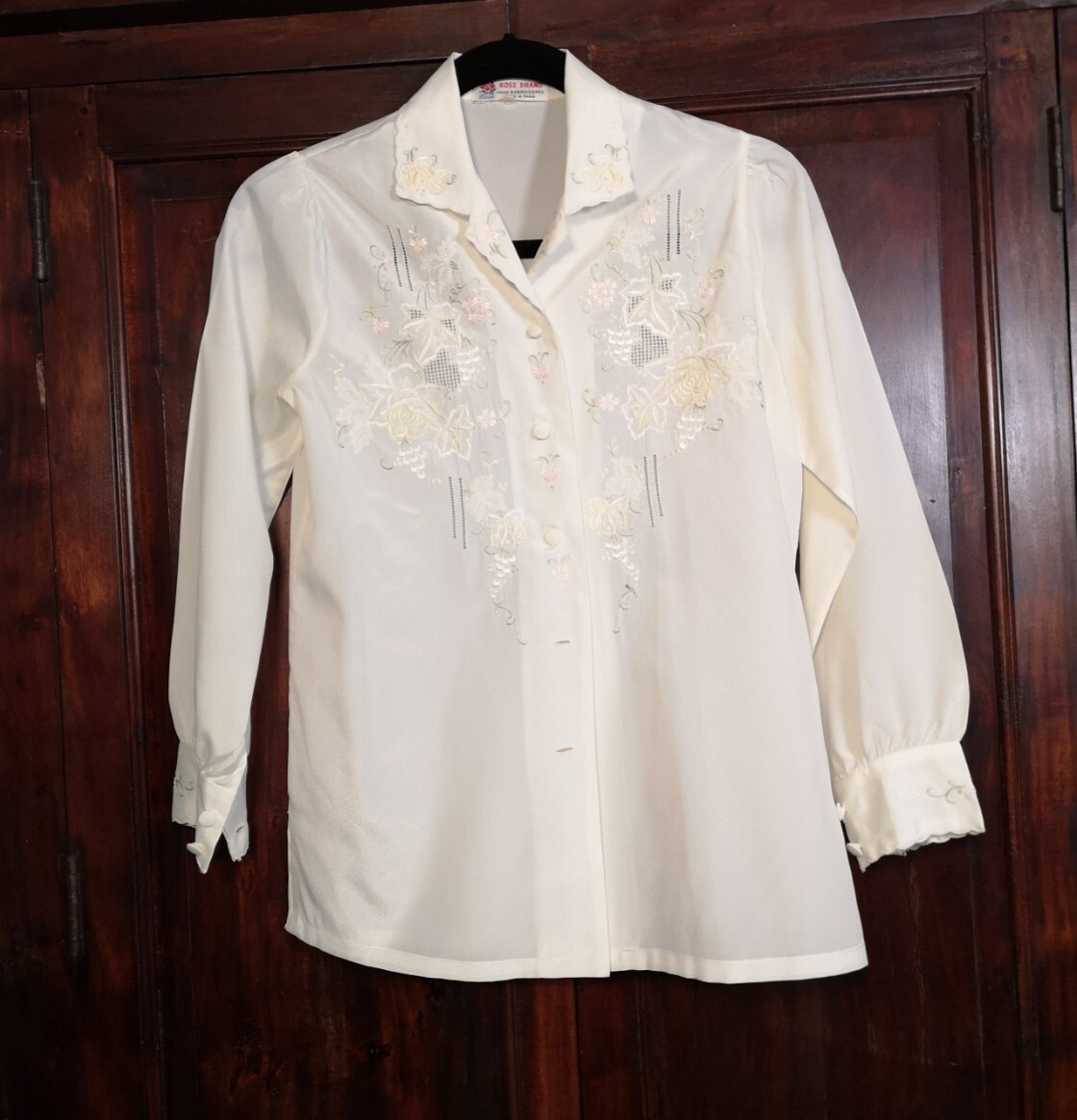 新作 完売色 新品未使用 papier Holic Blouse / White Holic Blouse / White papier ブラウス