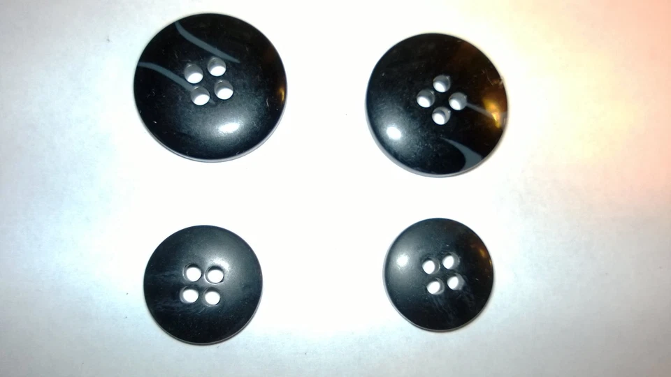 Vintage Lot 43 "BLACK WITH GRAY" COLOR ,Medium & Small (13+30) Buttons - Image 3 of 3
