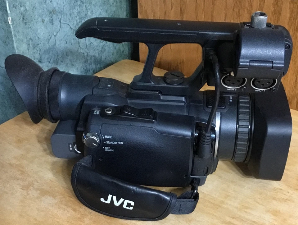 JVC GY-HM100U ProHD Handheld Camcorder w/ Fujinon Zoom Lense F=3.7mm~37mm 1:1.8 - Image 2 of 4